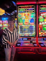 Người chơi Việt Nam đặt cược thể thao và casino trực tuyến trên bet888